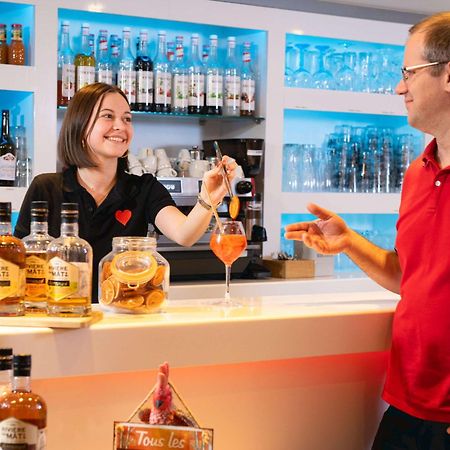 Ibis Lyon Est Chaponnay Hotel Ngoại thất bức ảnh
